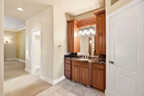 Bath - 1505 E Legacy Ln, Spokane, WA 99208 photo 9 of 11