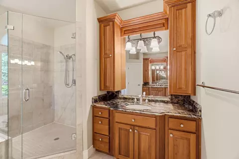 Bath - 1505 E Legacy Ln, Spokane, WA 99208 photo 5 of 11