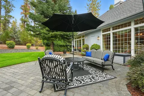 Exterior - 1505 E Legacy Ln, Spokane, WA 99208 photo 7 of 13