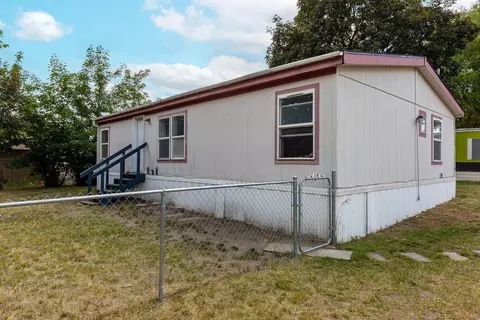 3920 E Center Rd #20, Mead, WA 99021
