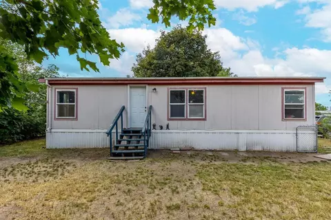 Exterior - 3920 E Center Rd #20, Mead, WA 99021 photo 2 of 5