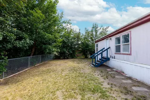 Exterior - 3920 E Center Rd #20, Mead, WA 99021 photo 3 of 5