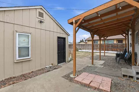Exterior - 4519 E 7th Ave, Spokane Valley, WA 99212 photo 8 of 15
