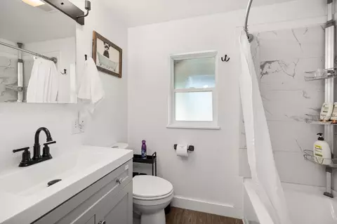 Bath - 4519 E 7th Ave, Spokane Valley, WA 99212 photo 1 of 2