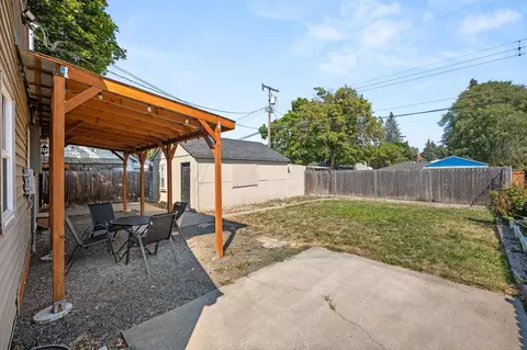 Exterior - 4519 E 7th Ave, Spokane Valley, WA 99212 photo 6 of 10
