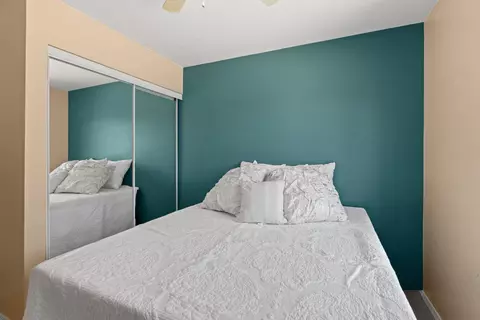 Bedroom - 4724 E 15th Ave, Spokane Valley, WA 99212 photo 4 of 4