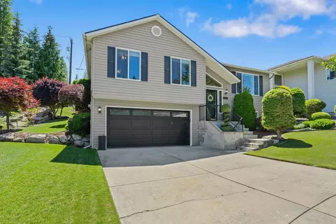 Exterior - 4724 E 15th Ave, Spokane Valley, WA 99212 photo 3 of 13