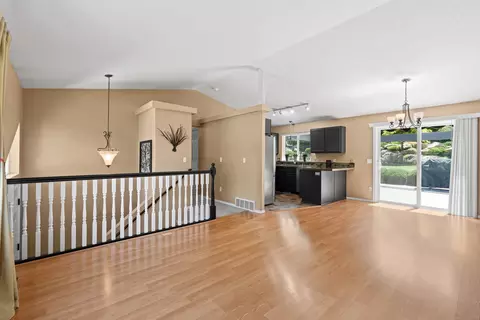 Living - 4724 E 15th Ave, Spokane Valley, WA 99212 photo 2 of 4