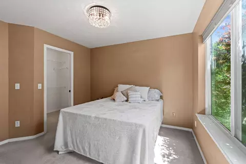 Bedroom - 4724 E 15th Ave, Spokane Valley, WA 99212 photo 2 of 4