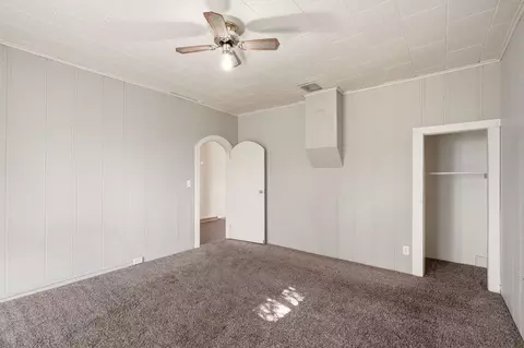 Bedroom - 819 E Sinto Ave, Spokane, WA 99202 photo 2 of 6