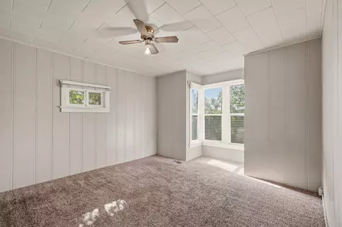 Bedroom - 819 E Sinto Ave, Spokane, WA 99202 photo 1 of 6