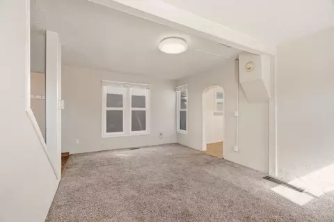 Living - 819 E Sinto Ave, Spokane, WA 99202 photo 2 of 3
