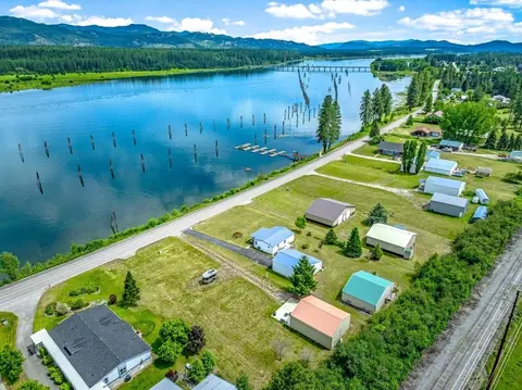 597 River Rd, Cusick, WA 99119 photo 2