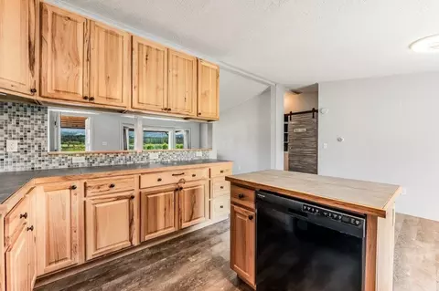 597 River Rd, Cusick, WA 99119 photo 8
