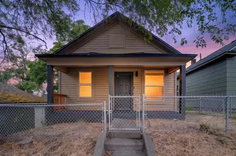 1507 N Maple St, Spokane, WA 99201