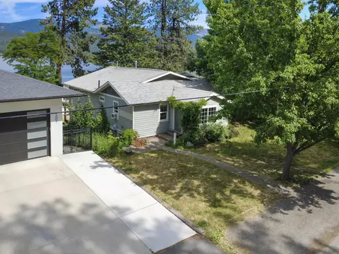 1011 S Wright Blvd, Liberty Lake, WA 99019