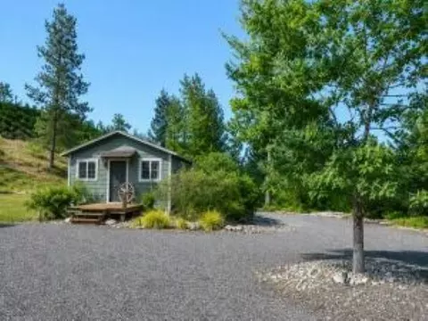 13 Little Joes Rd, Kettle Falls, WA 99141