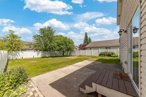 Exterior - 1613 E Beacon Ln, Spokane, WA 99217 photo 4 of 8