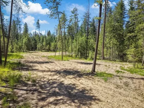 305 N Nn N Cleveland Rd, Deer Park, WA 99006
