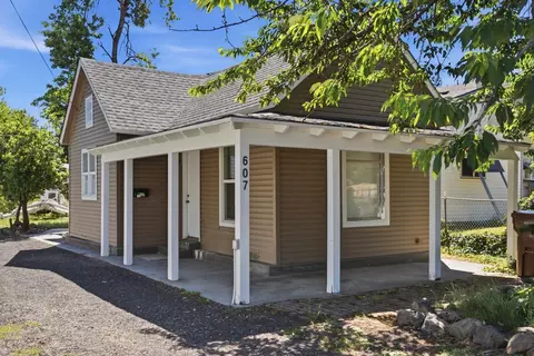 607 S Hatch St, Spokane, WA 99202