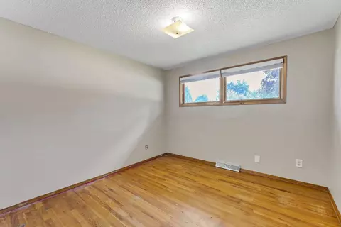 Bedroom - 11807 E 16th Ave, Spokane Valley, WA 99206 photo 6 of 6