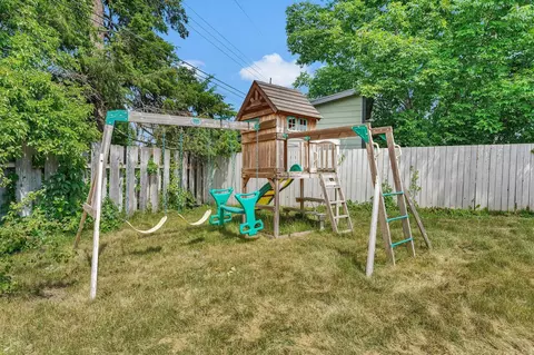 Exterior - 11807 E 16th Ave, Spokane Valley, WA 99206 photo 7 of 10