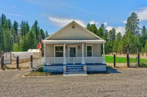 27817 N North Rd, Deer Park, WA 99006