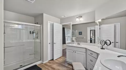Bath - 1213 E Silver Pine Rd, Colbert, WA 99005 photo 5 of 6