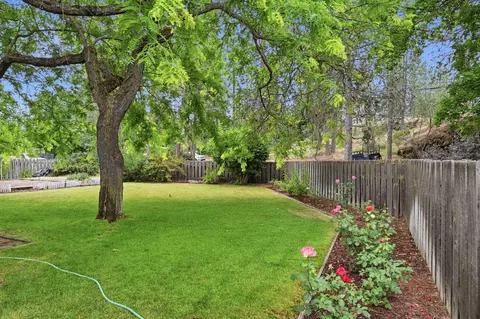 Exterior - 2306 E 37th Ave, Spokane, WA 99223 photo 2 of 10