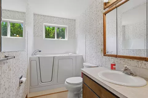 Bath - 2306 E 37th Ave, Spokane, WA 99223 photo 1 of 2