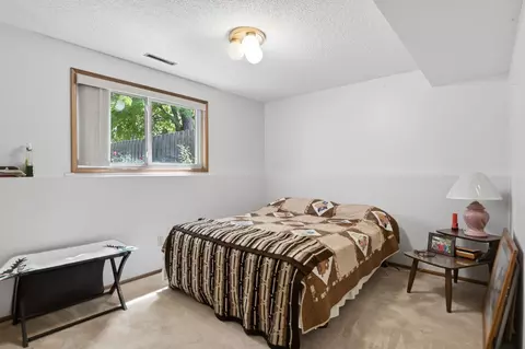 Bedroom - 2306 E 37th Ave, Spokane, WA 99223 photo 7 of 7