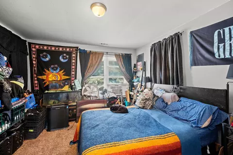 Bedroom - 2924 E Broad Ave, Spokane, WA 99217 photo 1 of 4