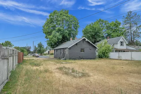 Exterior - 2433 E Central Ave, Spokane, WA 99208 photo 5 of 13