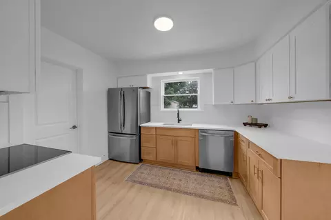 Kitchen - 2433 E Central Ave, Spokane, WA 99208 photo 2 of 8