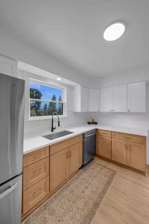Kitchen - 2433 E Central Ave, Spokane, WA 99208 photo 3 of 8