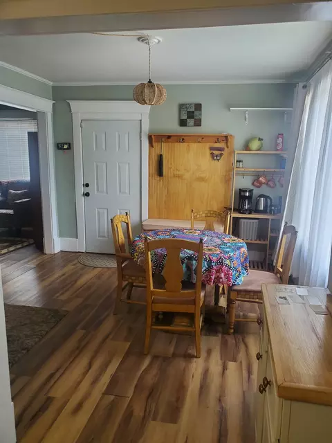 Dining - 1030 E Sanson Ave, Spokane, WA 99207 photo 2 of 3