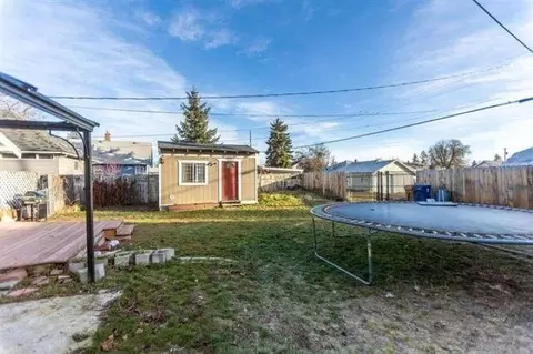 Exterior - 1030 E Sanson Ave, Spokane, WA 99207 photo 2 of 17