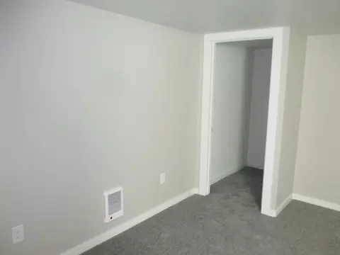557 E Broad Ave, Spokane, WA 99203 photo 6