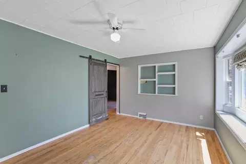 Living - 923 E Nebraska Ave, Spokane, WA 99208 photo 3 of 5