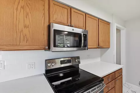 Kitchen - 7525 E Baldwin Ave, Spokane Valley, WA 99212 photo 5 of 5