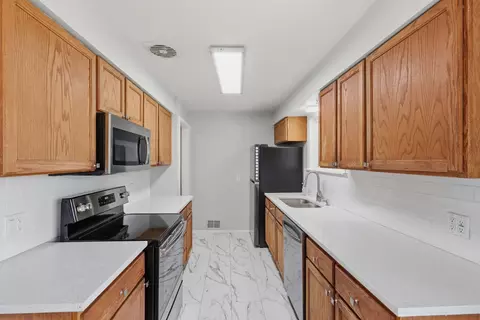 Kitchen - 7525 E Baldwin Ave, Spokane Valley, WA 99212 photo 3 of 5