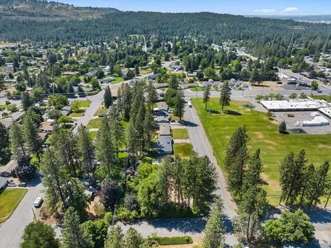 View/Area - 10820 E 18th Ave, Spokane Valley, WA 99206 photo 4 of 8