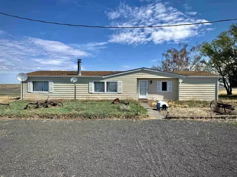 7603 N Coyote Heights Rd, Odessa, WA 99159