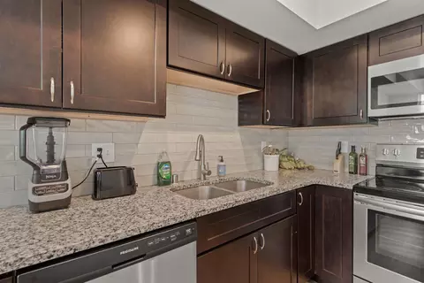 Kitchen - 419 E St, Deer Park, WA 99006 photo 2 of 2