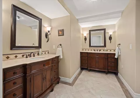 Bath - 3207 E River Glen Dr, Colbert, WA 99005 photo 1 of 4