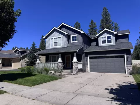 8710 N Rosebury Ln, Spokane, WA 99208