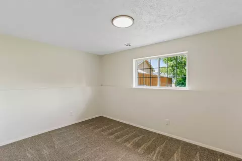 Bedroom - 12916 E Sharp Ave, Spokane Valley, WA 99216 photo 7 of 7
