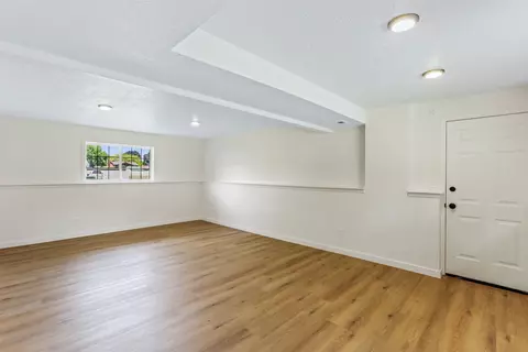 Living - 12916 E Sharp Ave, Spokane Valley, WA 99216 photo 3 of 3