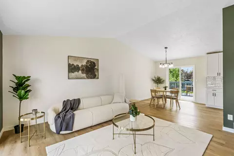 Living - 12916 E Sharp Ave, Spokane Valley, WA 99216 photo 1 of 3