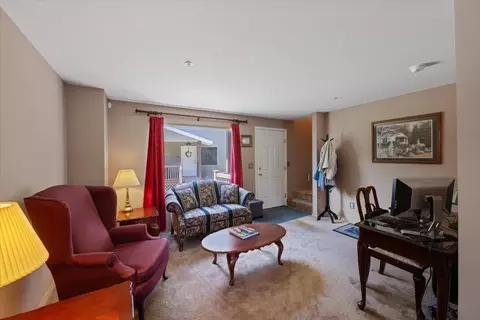 Living - 1530 E 7th Ave UNIT 8, Spokane, WA 99202 photo 1 of 3